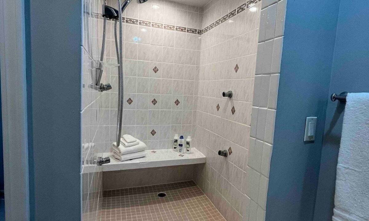 Photo of Bathroom in Southmont