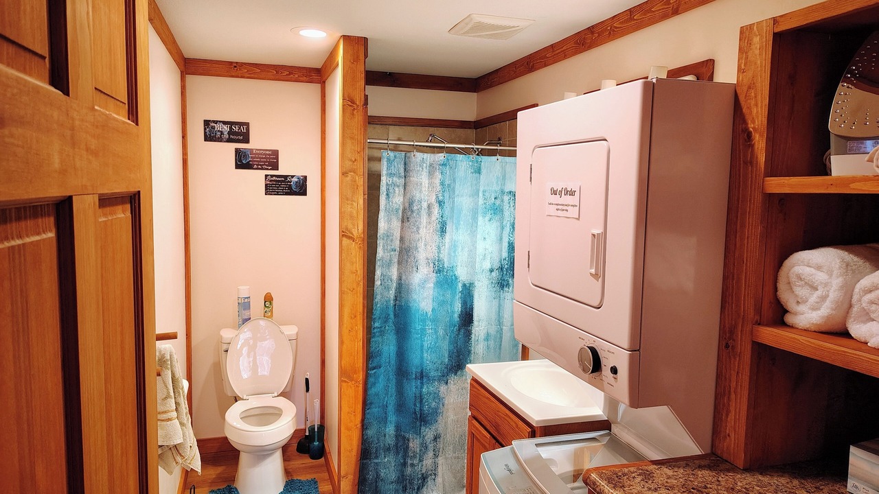 Photo of Bathroom in Rutherfordton