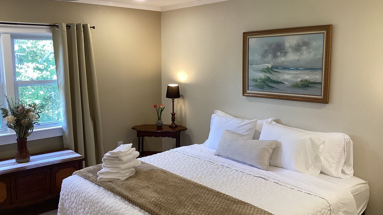 Photo of Bedroom in Buxton