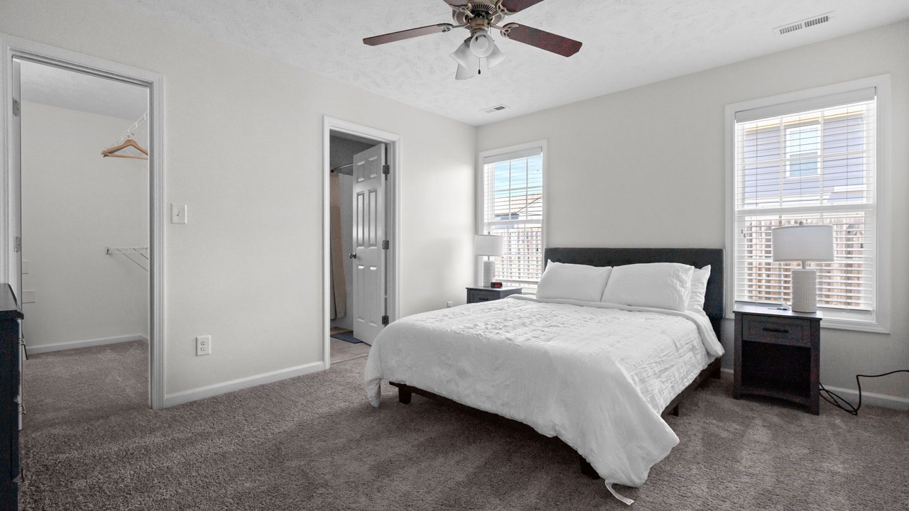 Photo of Bedroom in South View