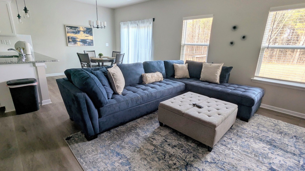 Photo of Livingroom in Huntersville