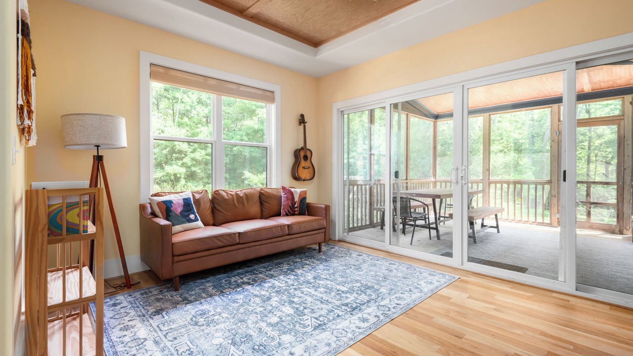 Photo of Livingroom in Cedar Grove