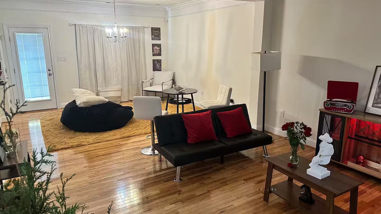 Photo of Livingroom in Charlotte