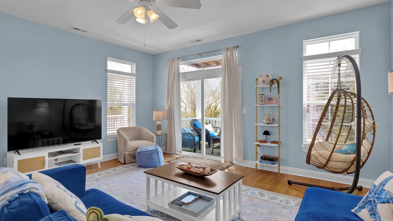 Photo of Livingroom in Wilmington Beach