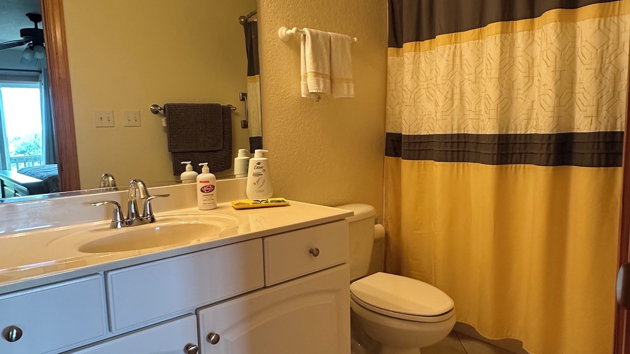 Photo of Bathroom in Colington