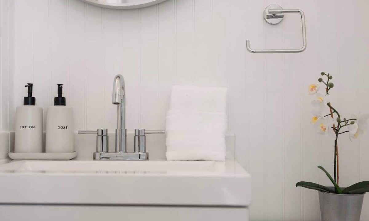 Photo of Bathroom in Southern Shores