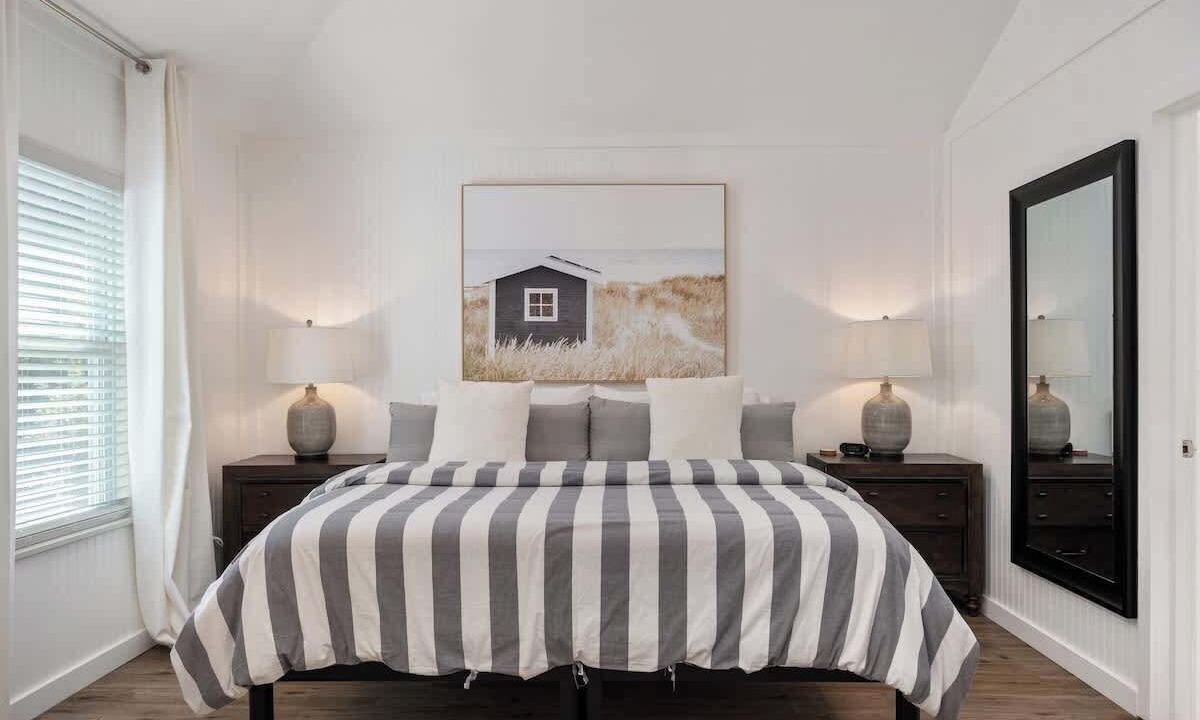 Photo of Bedroom in Southern Shores