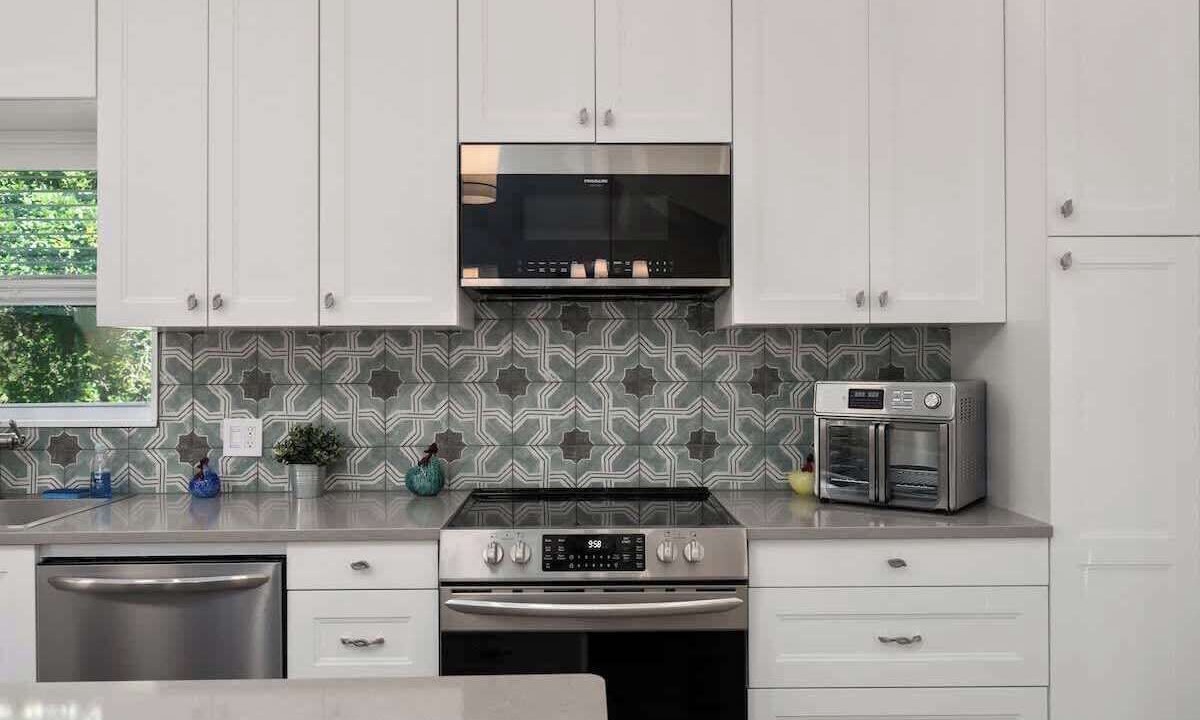Photo of Kitchen in Southern Shores
