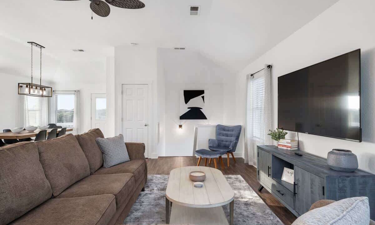 Photo of Livingroom in Colington