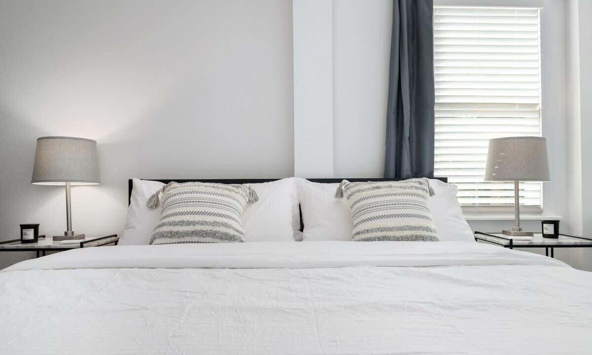 Photo of Bedroom in Colington