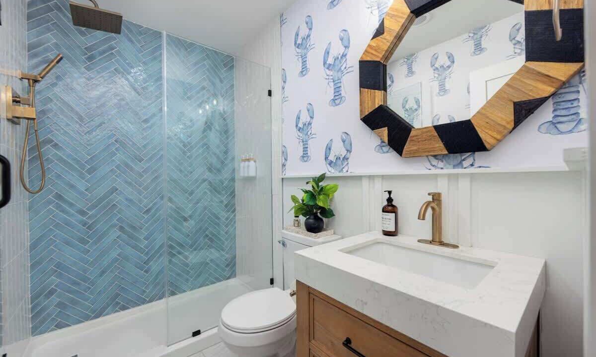 Photo of Bathroom in Colington