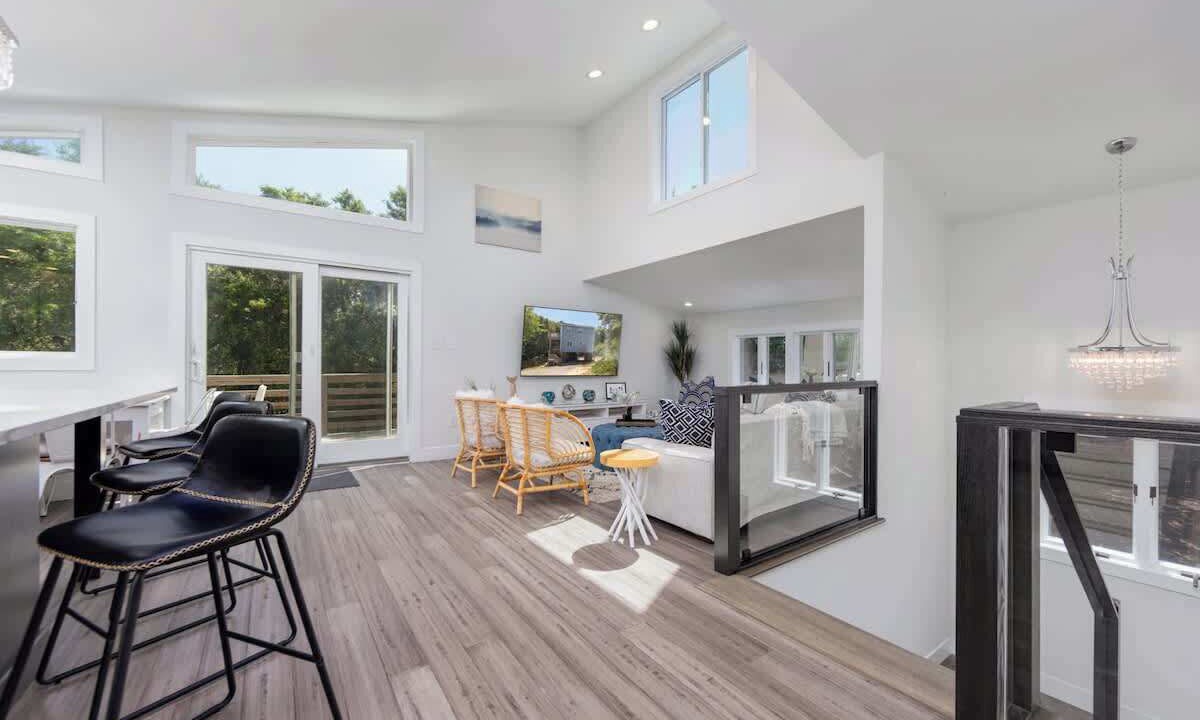 Photo of Livingroom in Southern Shores