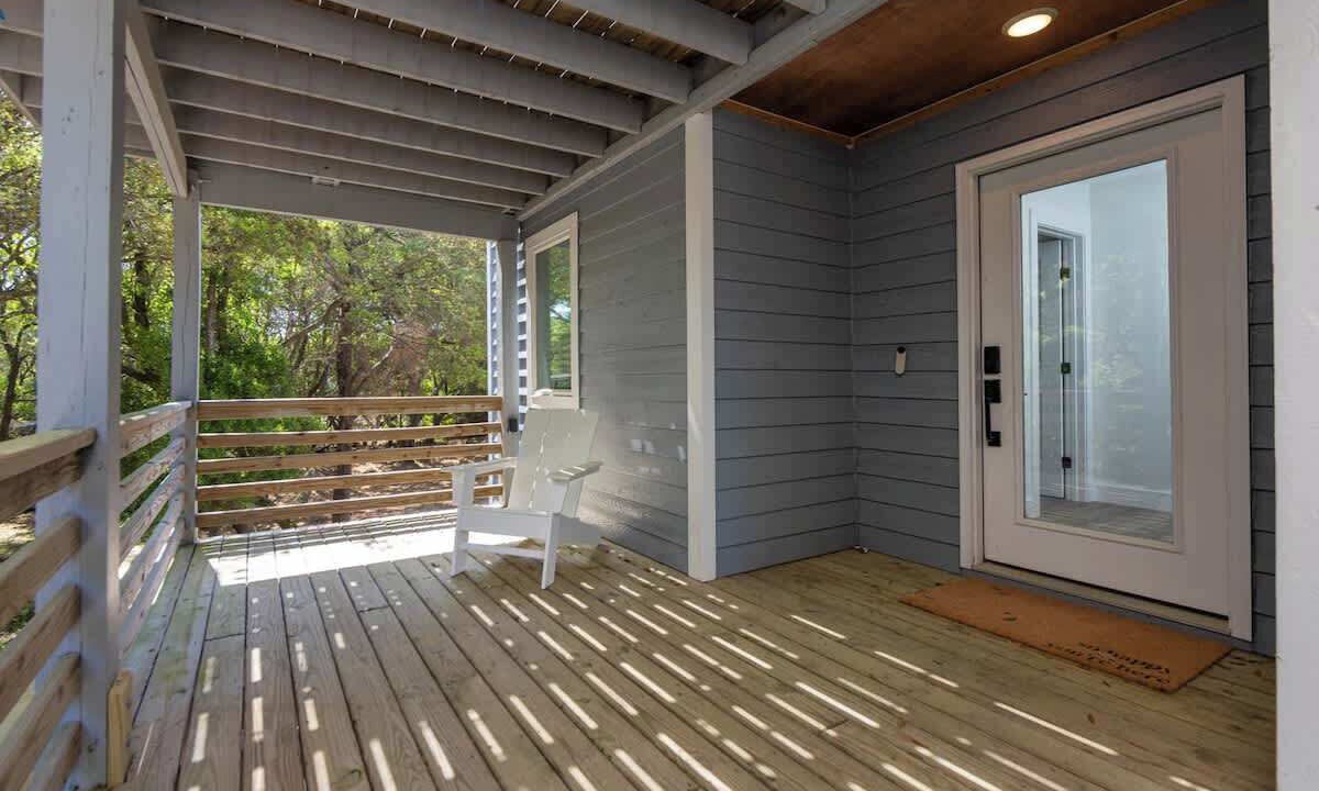 Photo of Patio Balcony in Southern Shores