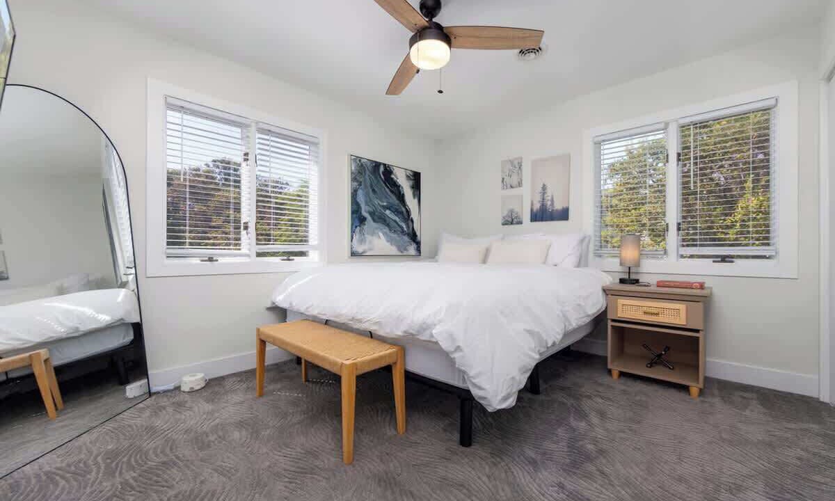Photo of Bedroom in Southern Shores