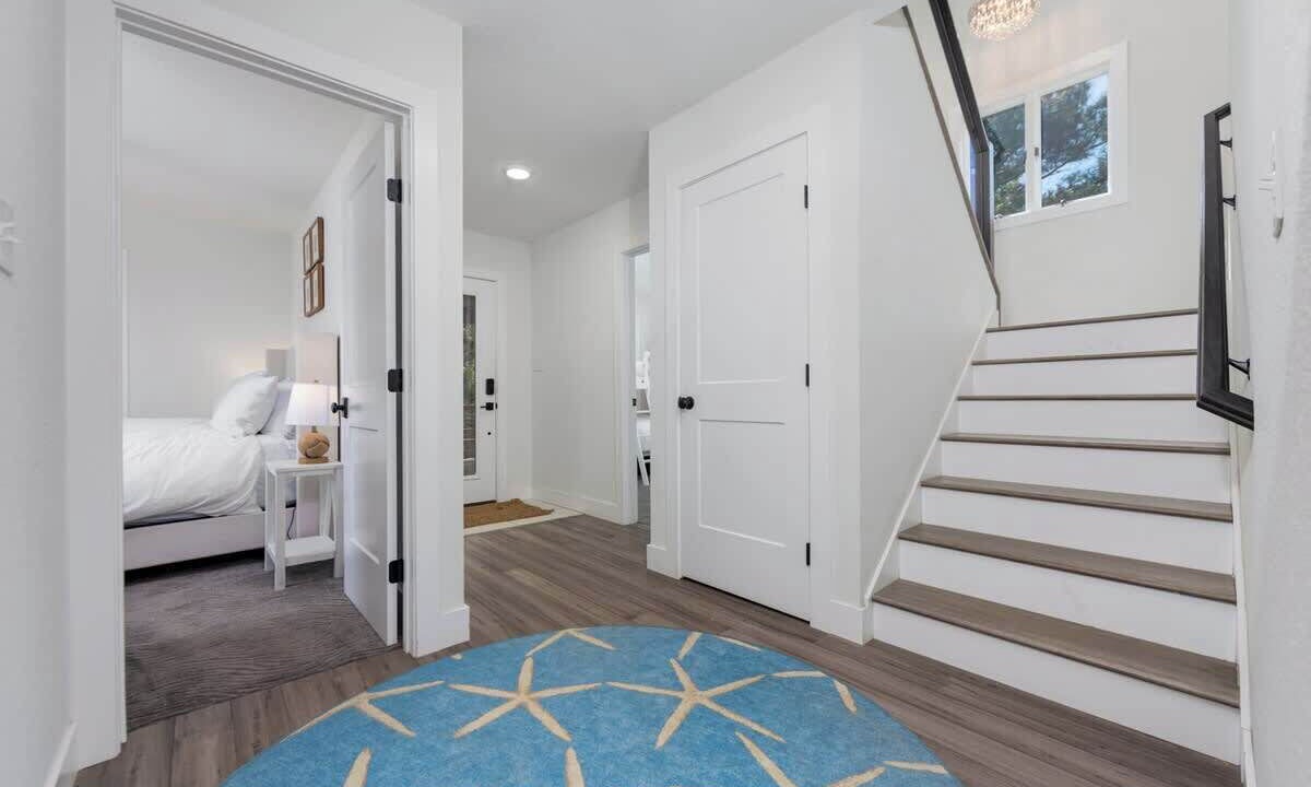 Photo of Bedroom in Southern Shores