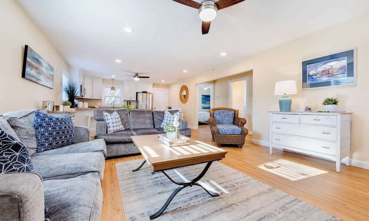 Photo of Livingroom in Colington