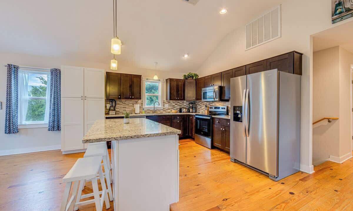 Photo of Kitchen in Sea Scape