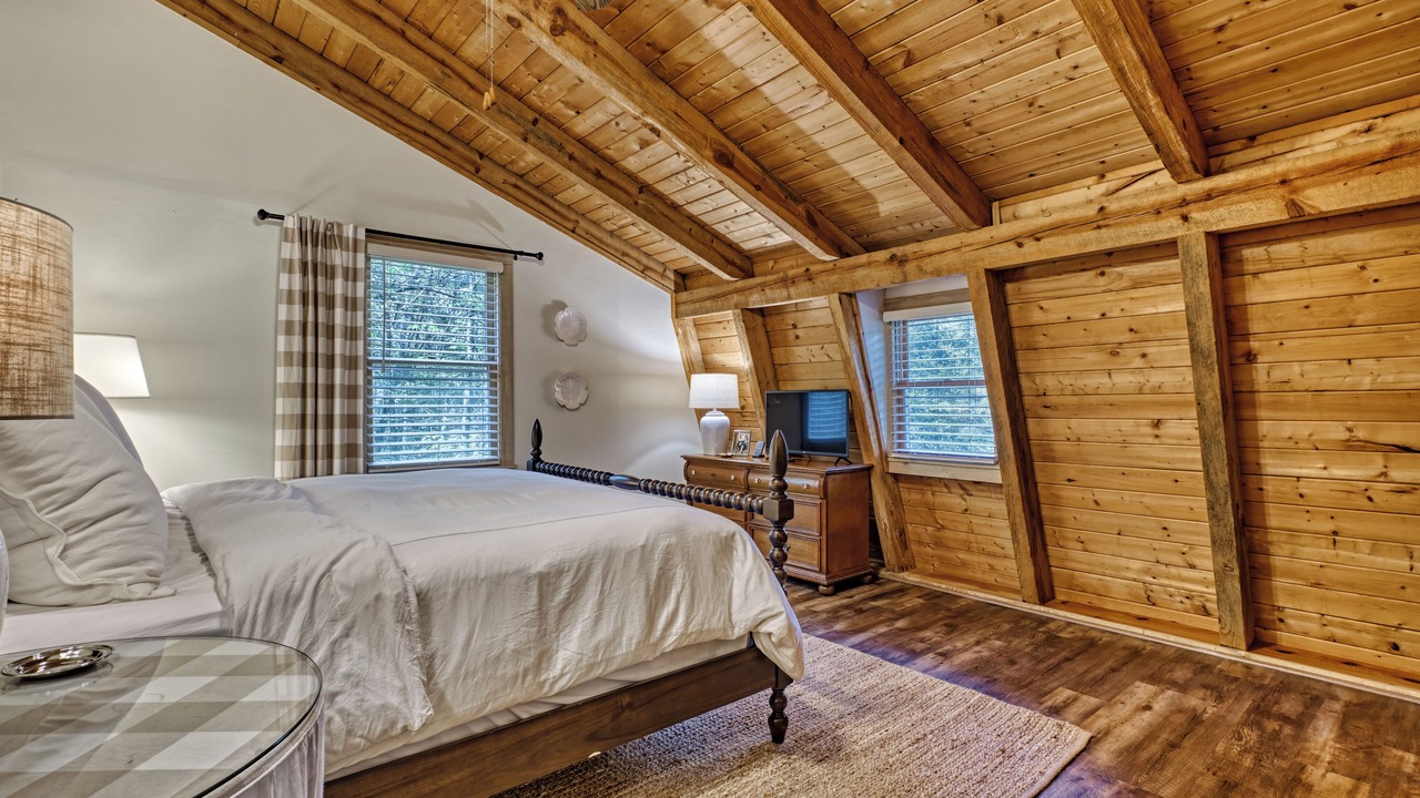 Photo of Bedroom in Highlands Hills