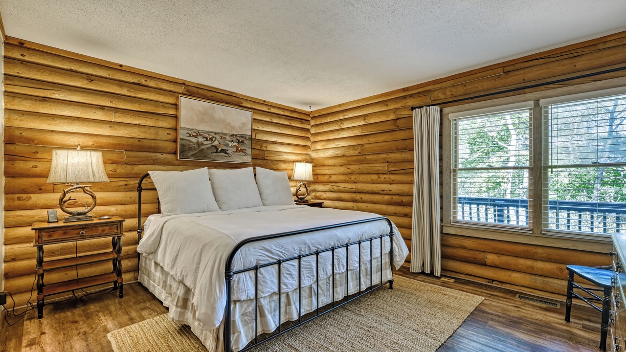 Photo of Bedroom in Highlands Hills