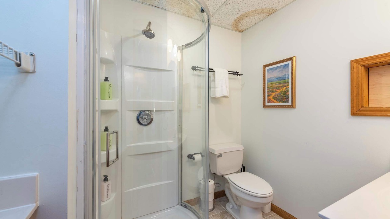 Photo of Bathroom in Fairview
