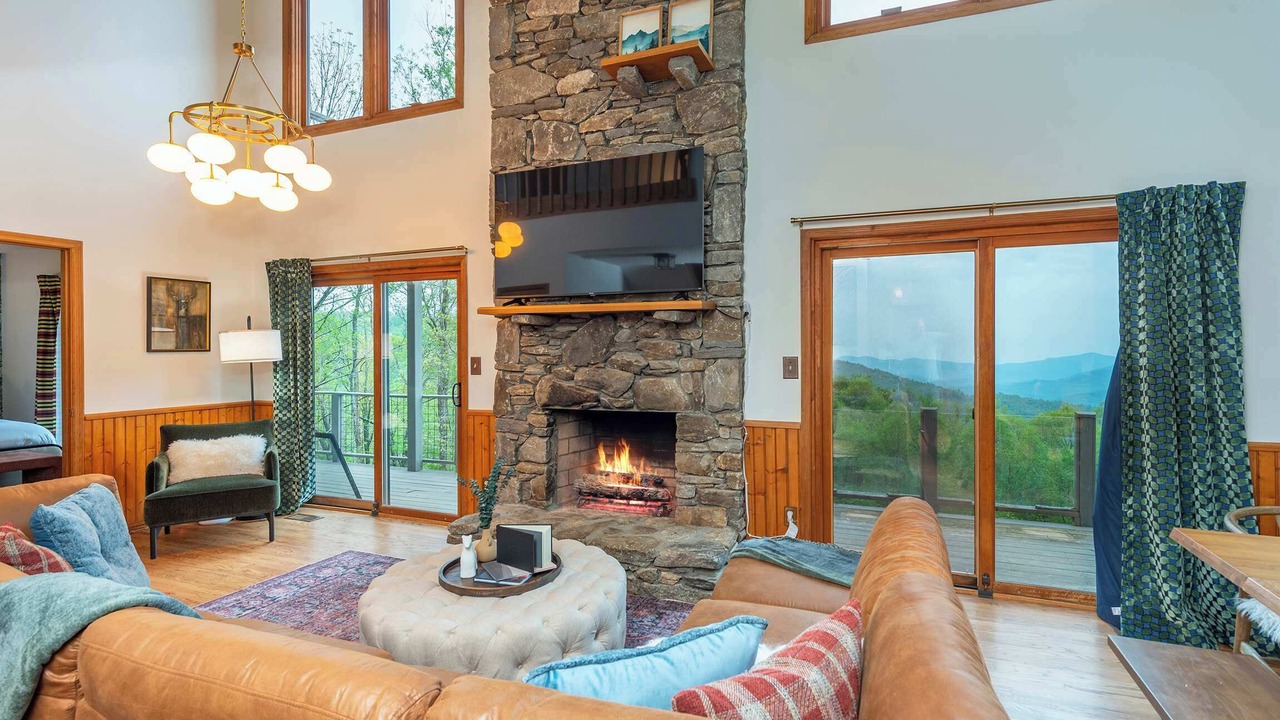 Photo of Livingroom in Fairview