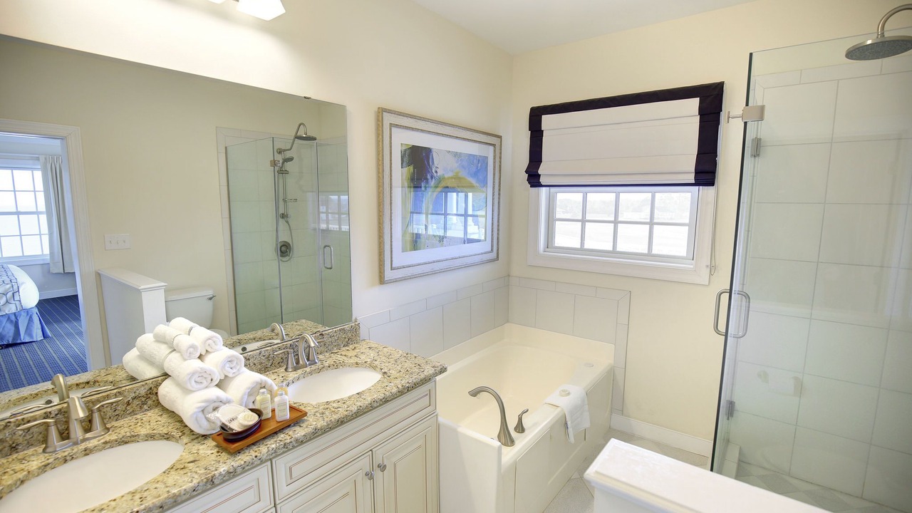 Photo of Bathroom in Durants Neck