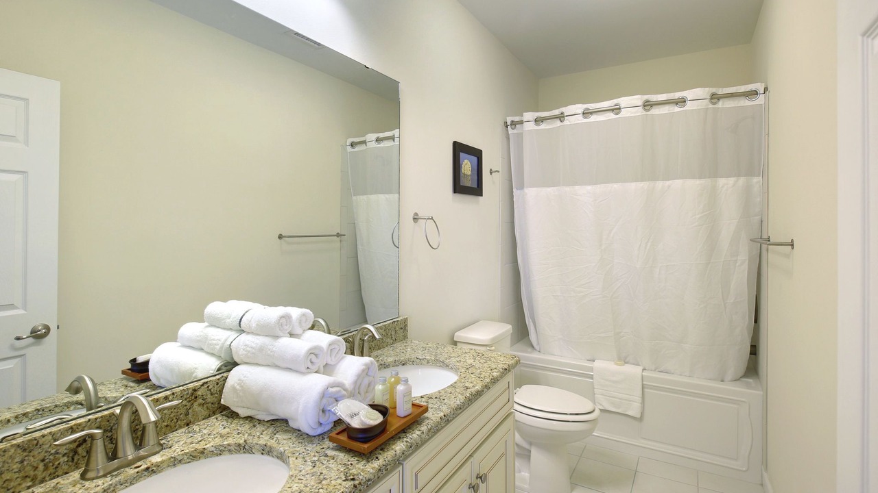 Photo of Bathroom in Durants Neck