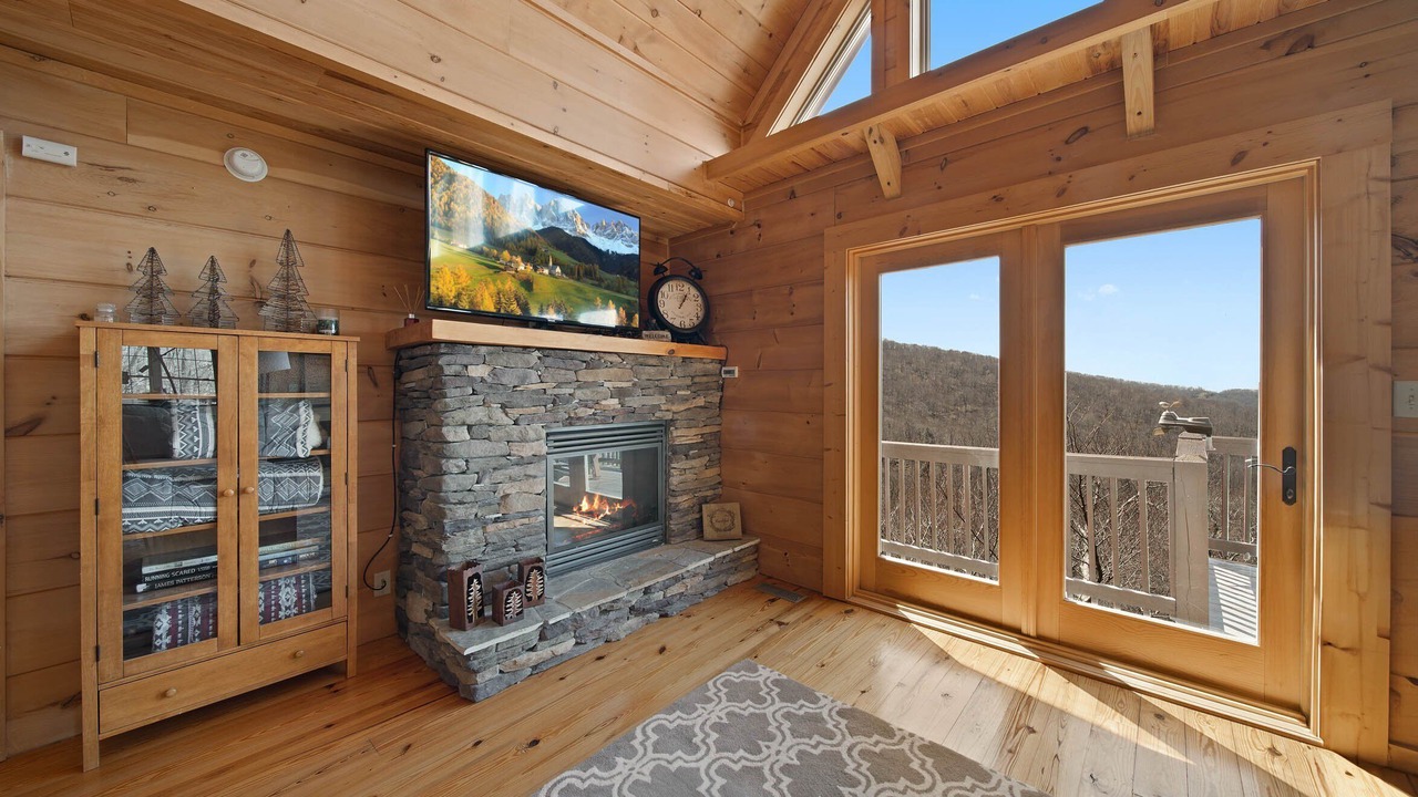 Photo of Livingroom in Beech Mountain