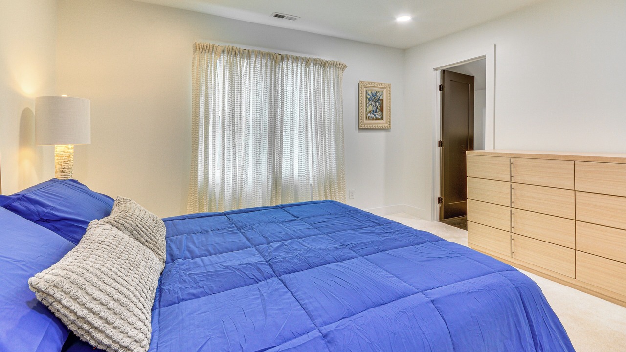 Photo of Bedroom in Lexington
