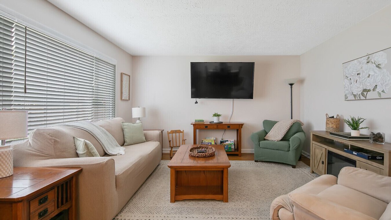 Photo of Livingroom in Westover