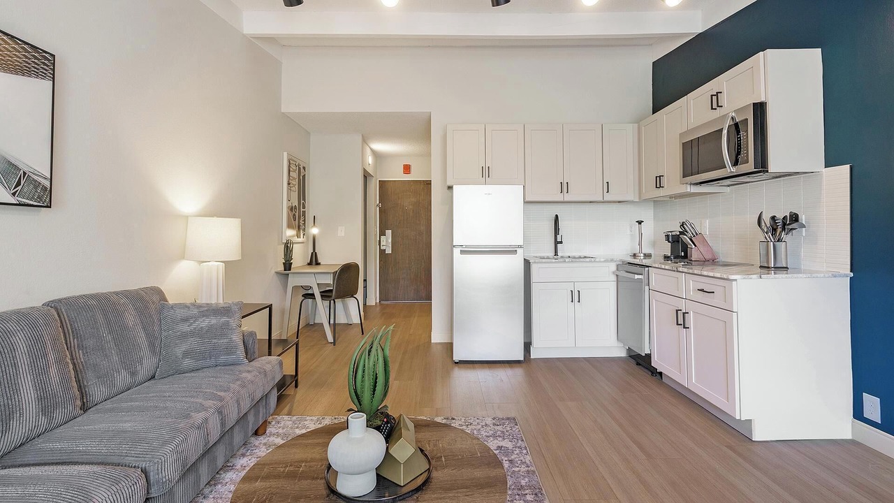 Photo of Livingroom in Northeast Raleigh