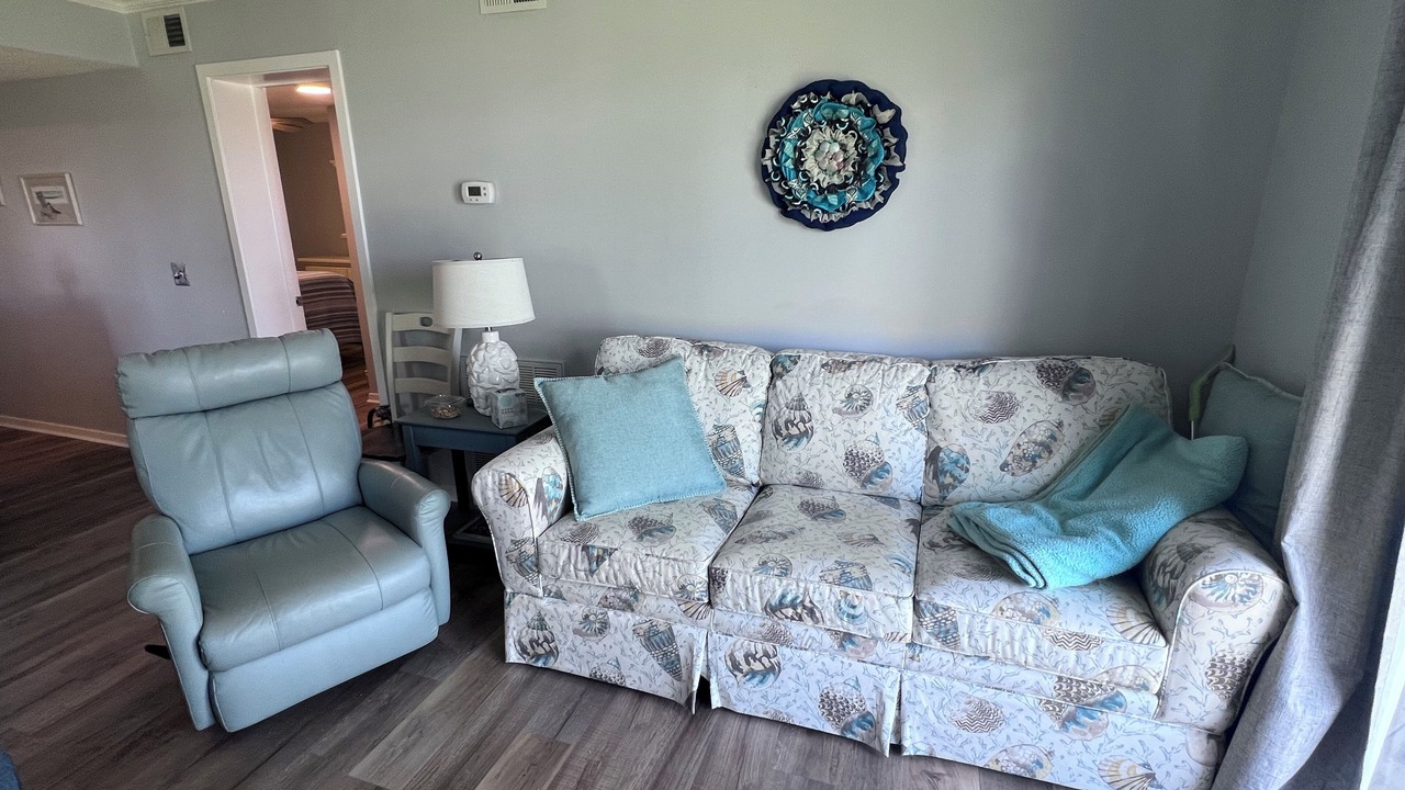 Photo of Livingroom in Minnesott Beach