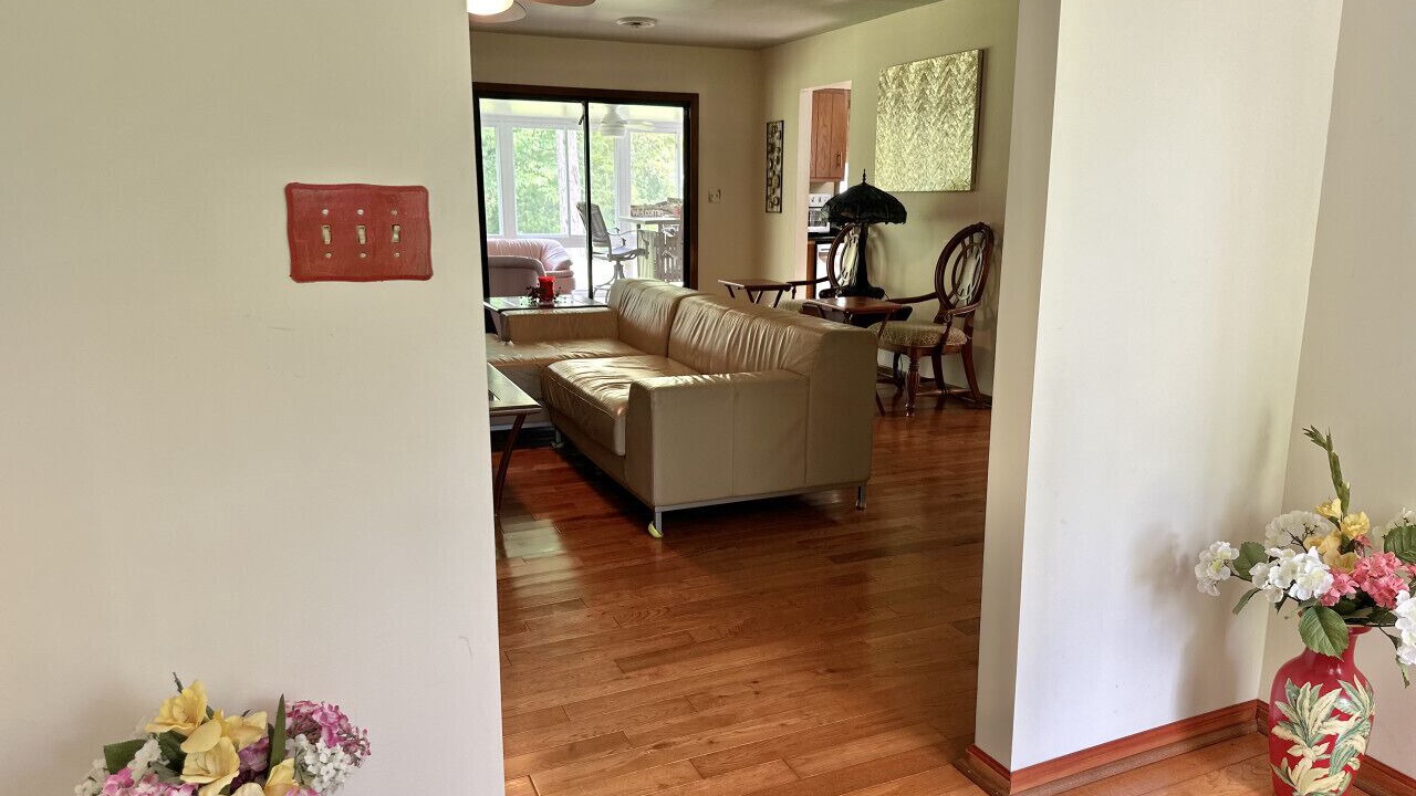 Photo of Livingroom in Newport