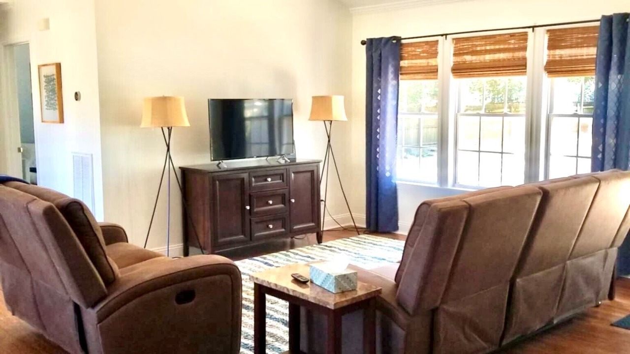 Photo of Livingroom in Charleston