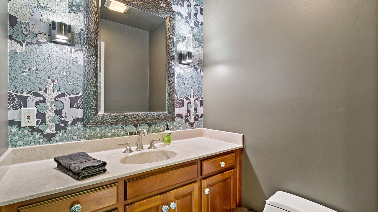 Photo of Bathroom in Frank