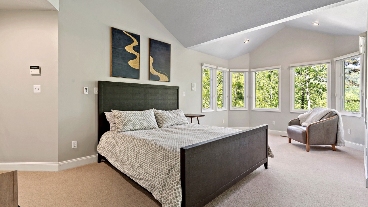 Photo of Bedroom in Frank