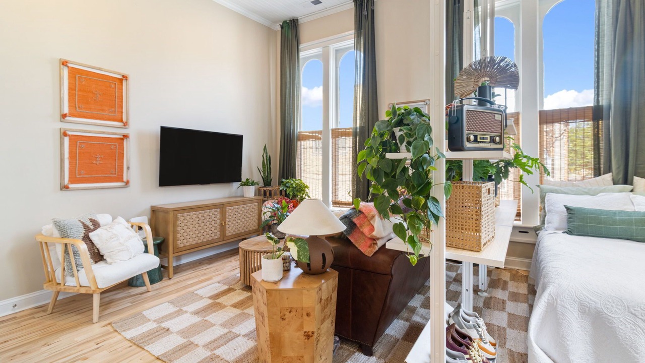 Photo of Livingroom in Elizabeth City