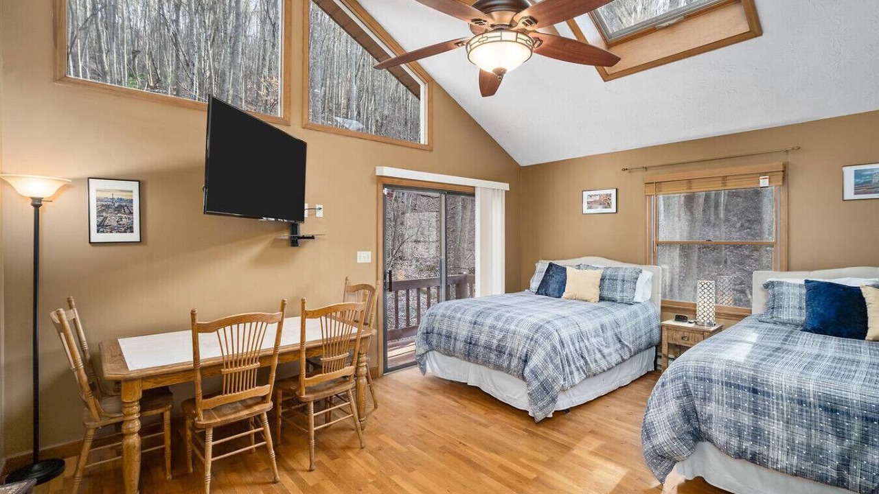 Photo of Bedroom in Asheville