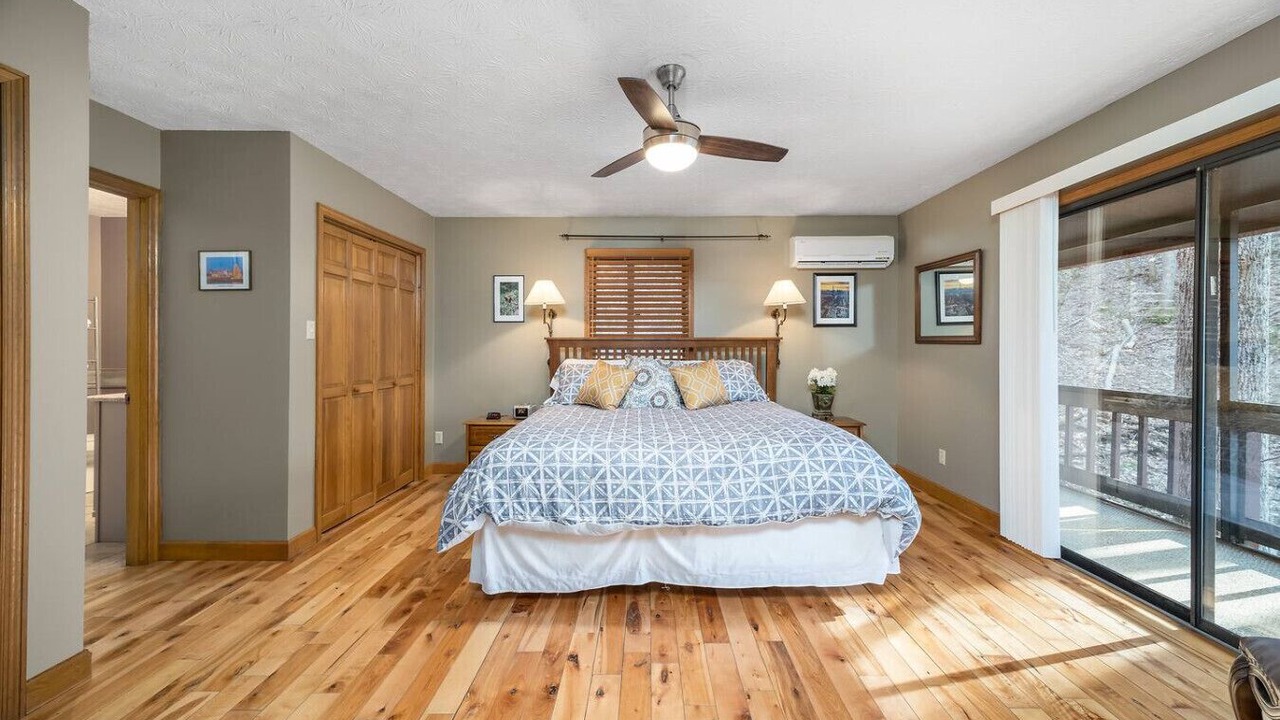 Photo of Bedroom in Asheville