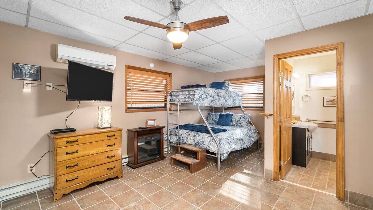 Photo of Bedroom in Asheville