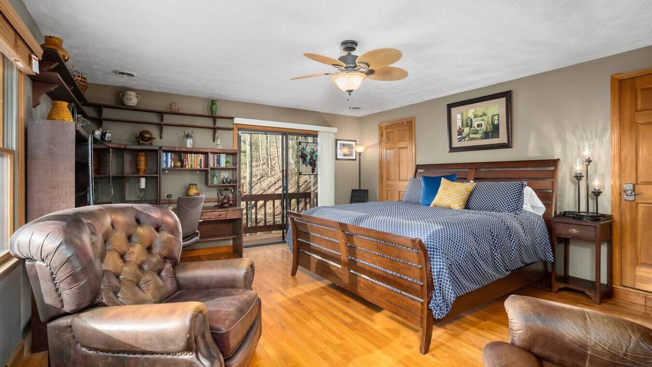 Photo of Bedroom in Asheville