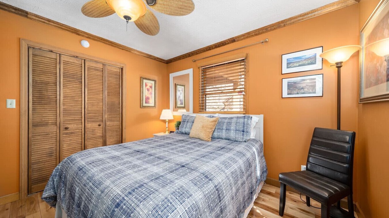 Photo of Bedroom in Asheville