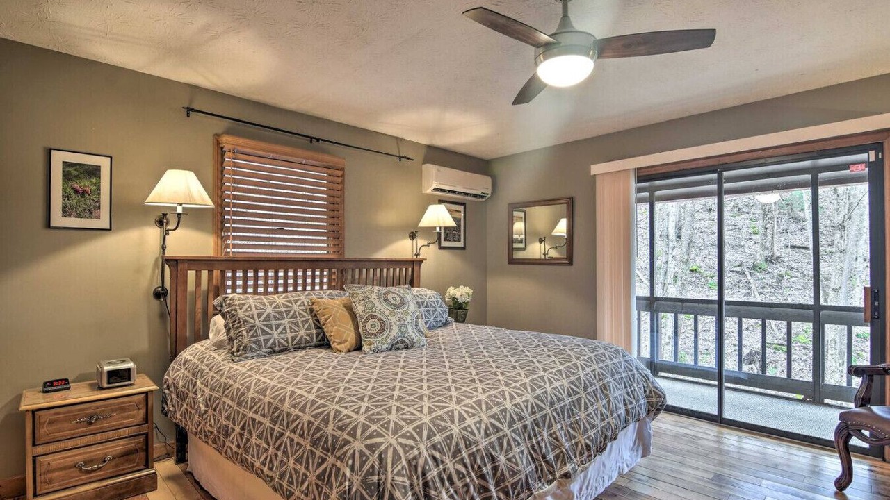 Photo of Bedroom in Asheville