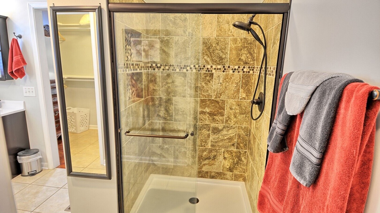Photo of Bathroom in Crumpler