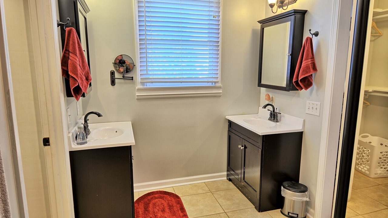 Photo of Bathroom in Crumpler