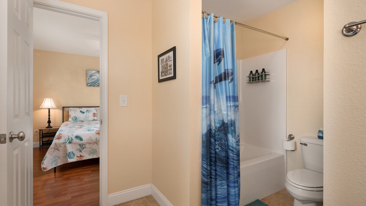 Photo of Bathroom in Sea Scape