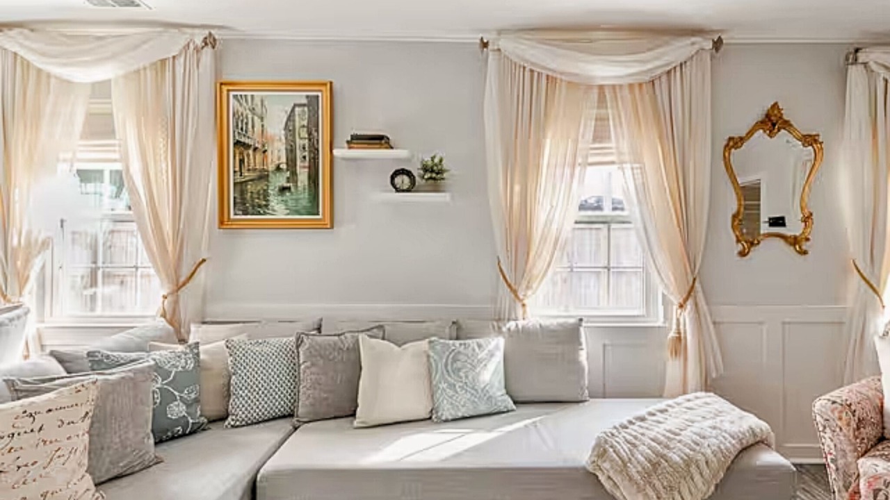 Photo of Livingroom in Charlotte