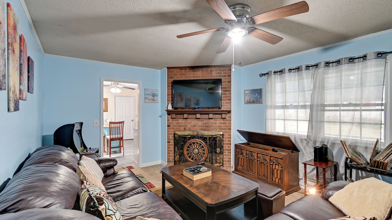 Photo of Livingroom in Westover
