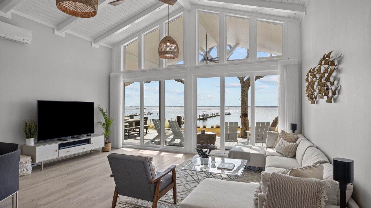 Photo of Livingroom in Newport