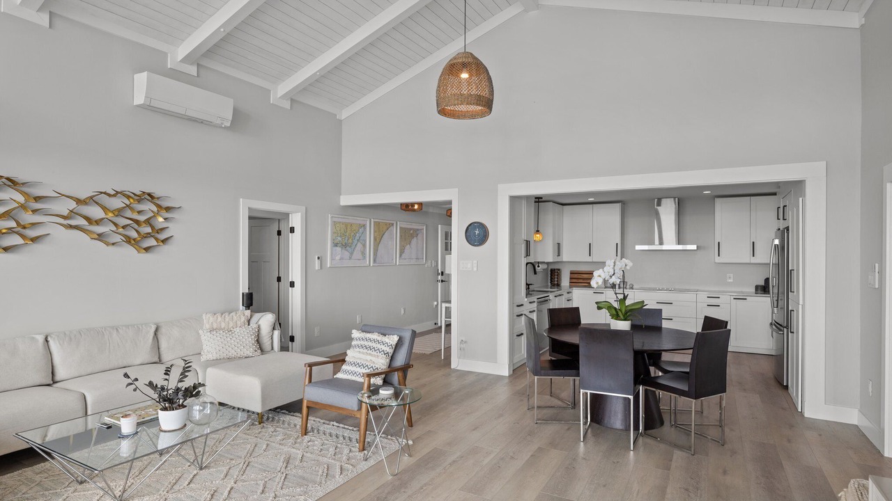 Photo of Livingroom in Newport